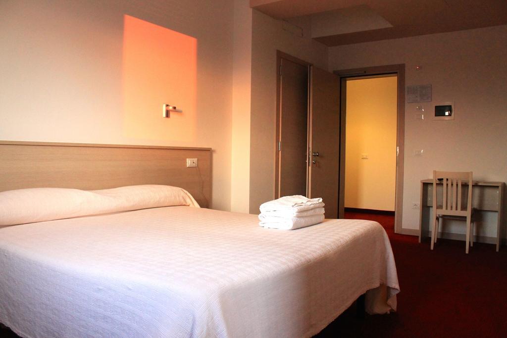 Park Hotel Italia Tezze sul Brenta المظهر الخارجي الصورة